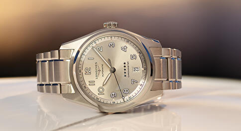 Longines Spirit представлены в диаметре 37 мм