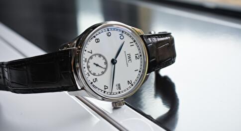 Portugieser Hand-Wound Eight Days Edition «150 Years»