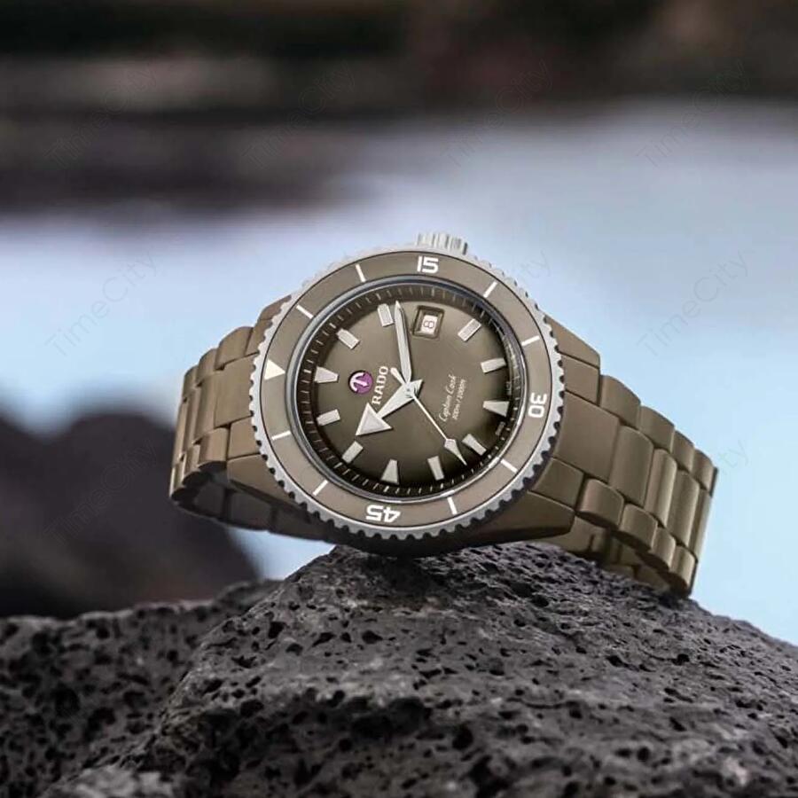 Rado R32130312 (r32130312) - Captain Cook High-Tech Ceramic Diver 43 mm