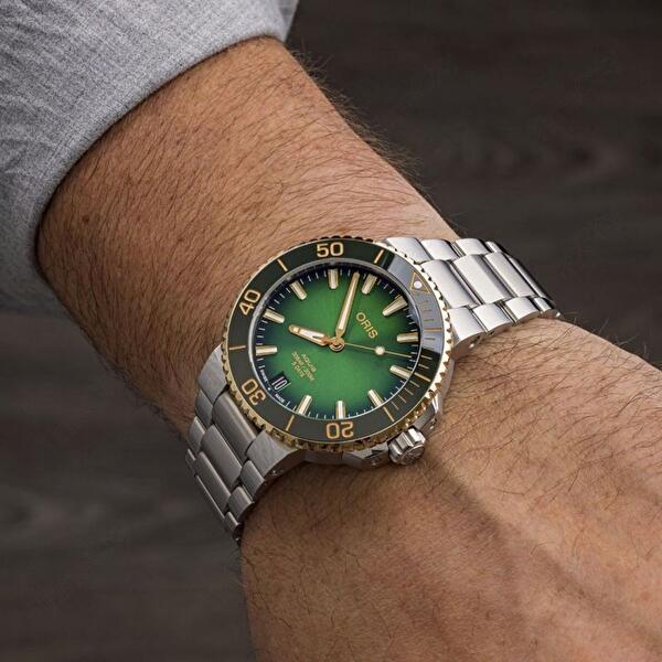 Oris 01 400 7769 6357-07 8 22 09PEB (01400776963570782209peb) - Aquis Date Calibre 400