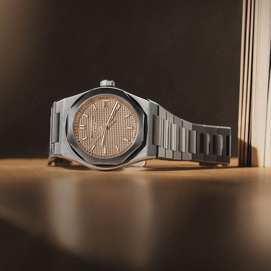 Girard-Perregaux 81008-11-3627-1CM (810081136271cm) - Laureato Fifty 39mm