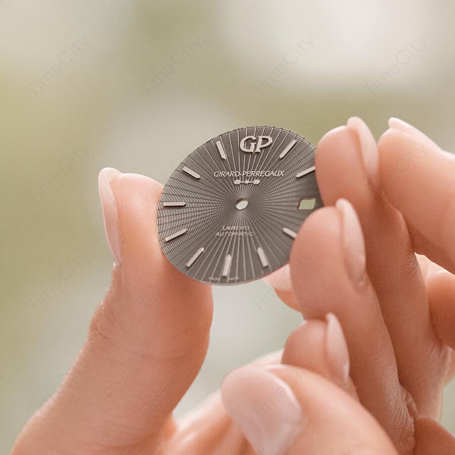 Girard-Perregaux 81010-11-3475-1CM (810101134751cm) - Laureato 42 mm