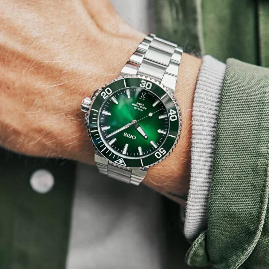 Oris 01 400 7769 4157-07 8 22 09PEB (01400776941570782209peb) - Aquis Date Calibre 400