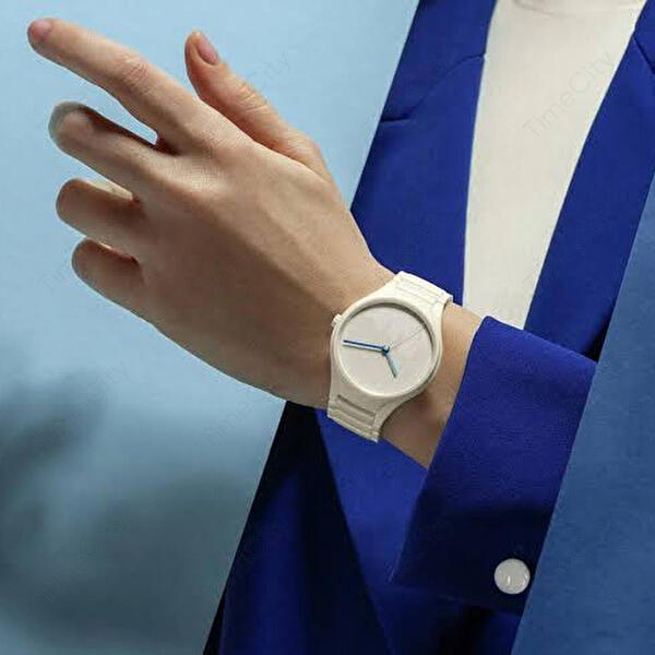 Rado R27049012 (r27049012) - True Round X Les Couleurs® Le Corbusier® 40 mm