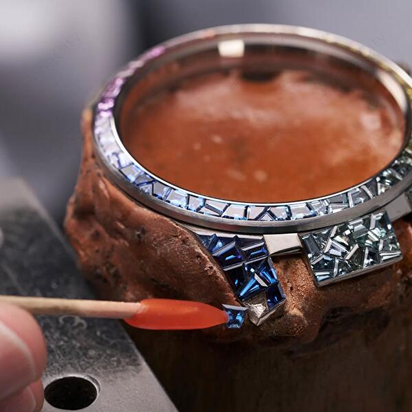 Ulysse Nardin 1720-400B1LE-9A-RAIN/3A (1720400b1le9arain3a) - Blast Sparkling Rainbow 45 mm