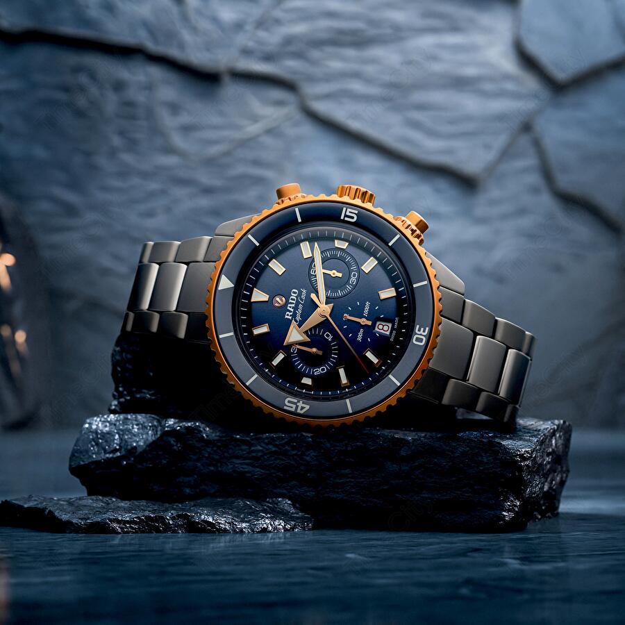 Rado R32195202 (r32195202) - Captain Cook High-tech Ceramic Chronograph 43 mm Rado R32195202 (r32195202) - Captain Cook High-tech Ceramic Chronograph 43 mm