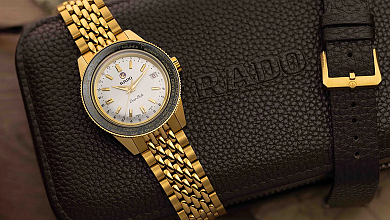 Rado Captain Cook Over-Pole